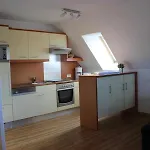 Seepark Reetdachhaus 2 * Burhave
