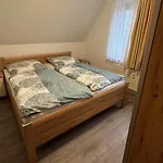 Seepark Reetdachhaus 2 * Burhave