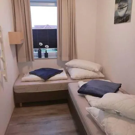 Holiday home Seepark Reetdachhaus 2