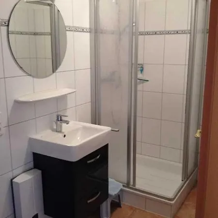 Seepark Reetdachhaus 2 Feriehus