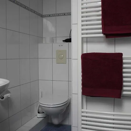Holiday home Seepark Reetdachhaus 2 Burhave