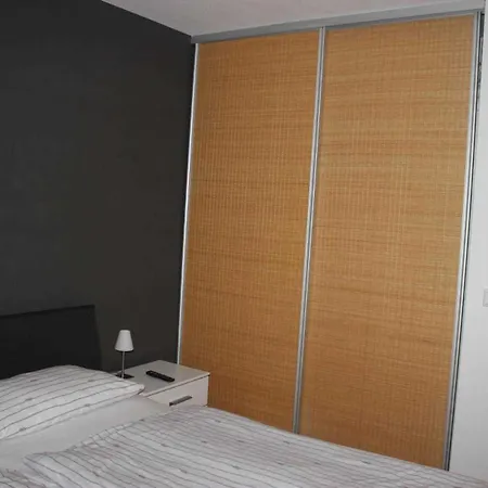 Seepark Reetdachhaus 2 * Burhave