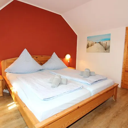 Seepark Reetdachhaus 2 Prázdninový dům Burhave