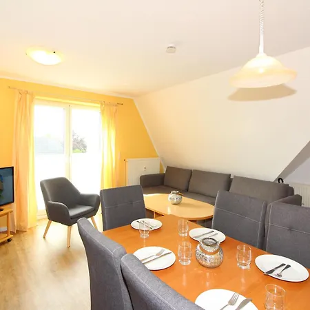 Feriehus Seepark Reetdachhaus 2 Burhave